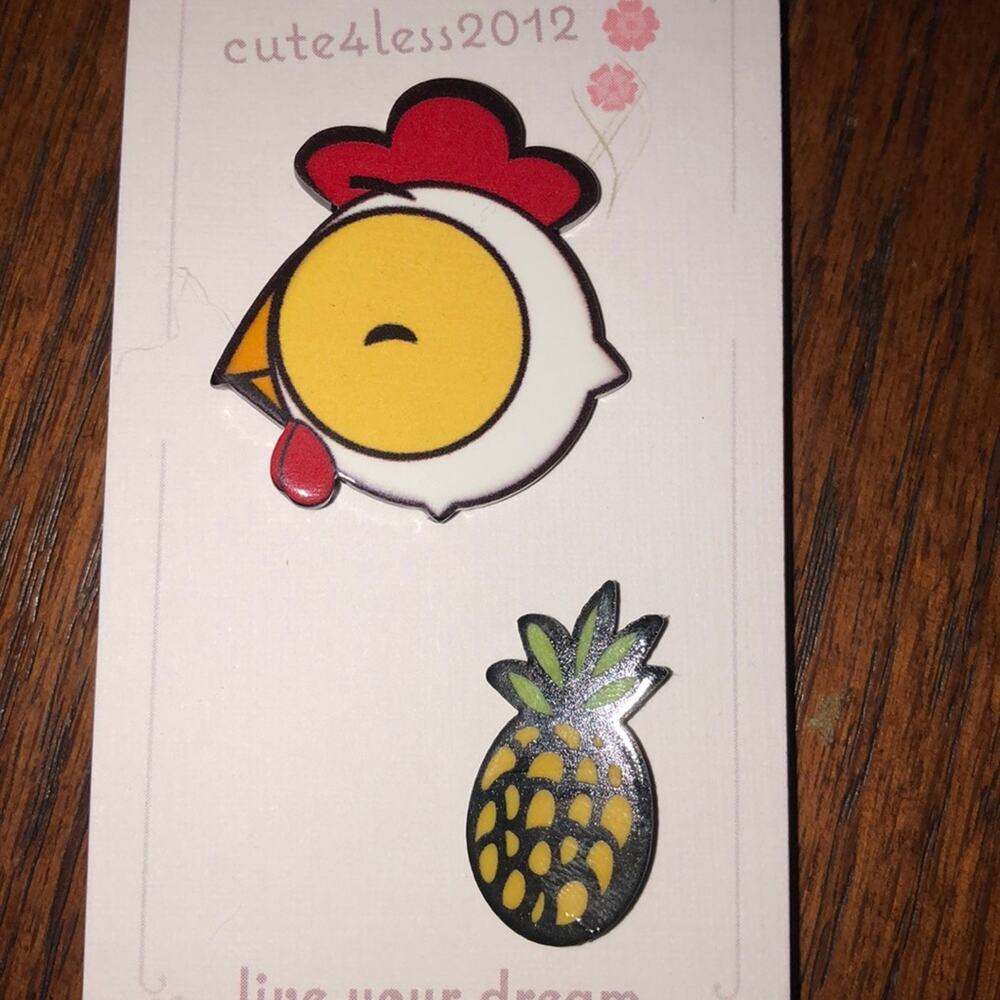 Lot of 2 Brooches Chicken Head and Pineapple Pins